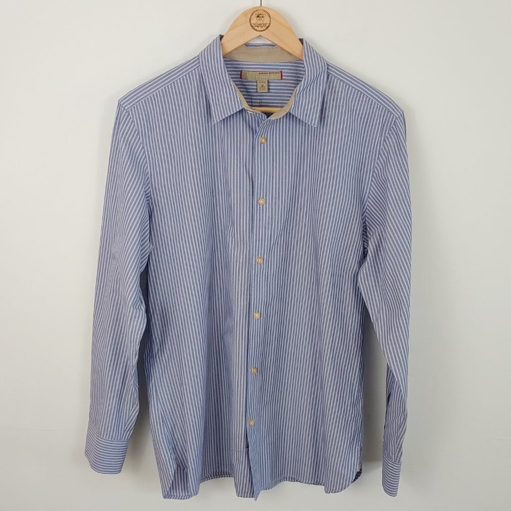 Banana Republic Heritage Button Down Stripe Shirt size M 15-15 1/2
